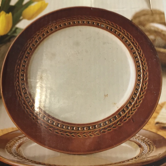 Paula Dean Southern Gathering salad plates. Includes 4 - 8” plates NIB - Picture 3 of 3